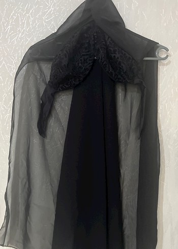 Drapeli Siyah Kadın Şal - Görsel 2