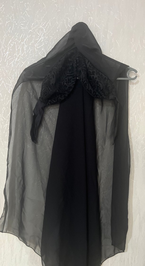 Drapeli Siyah Kadın Şal - Görsel 2