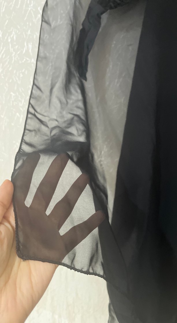 Drapeli Siyah Kadın Şal - Görsel 4