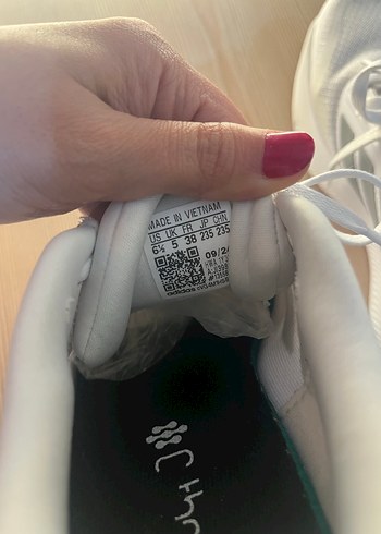 Adidas Beyaz Bağcıklı Kadın Spor Ayakkabı - Görsel 5