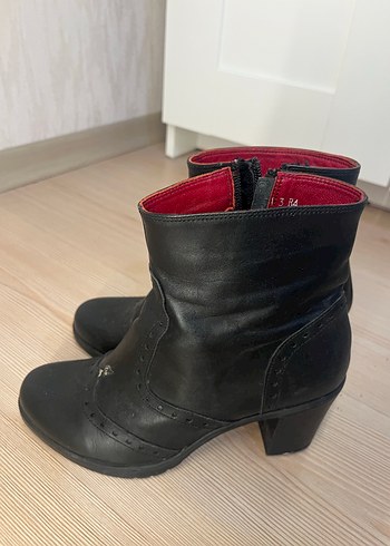 Siyah Kadın bot - Görsel 4
