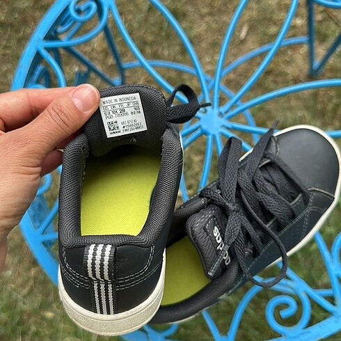 28 Beden Adidas spor ayakkabı