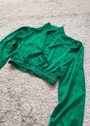 Parlak Yeşil Uzun Kollu Kısa Gömlek - Görsel 3