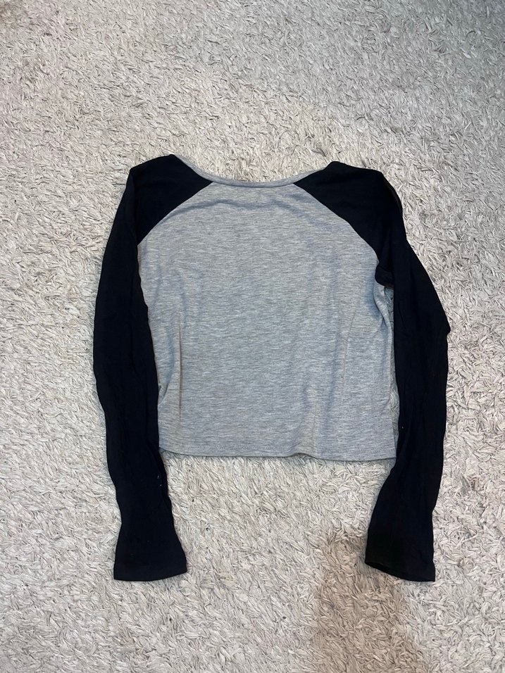 Gri Baskılı Bohem Uzun Kollu Crop Top - Görsel 3