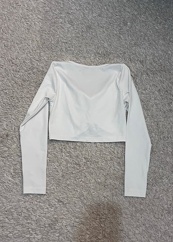 Büzgü Detaylı V Yaka Mini Bluz - Görsel 3