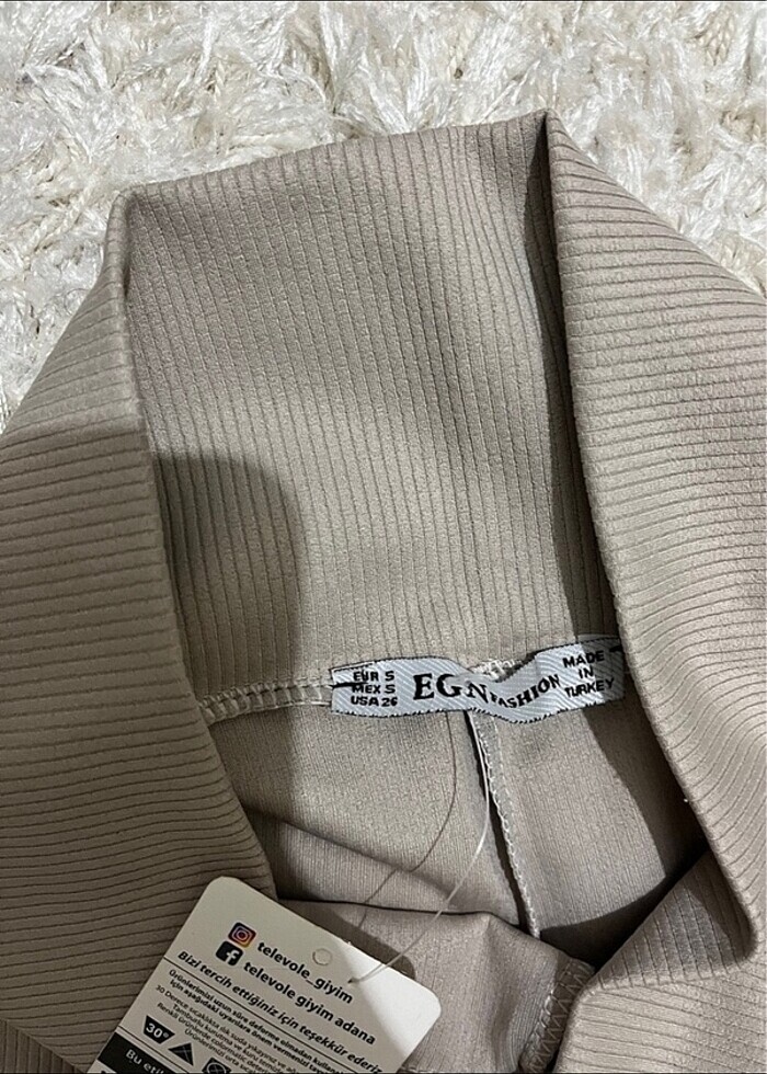 Etiketli tayt - Görsel 3