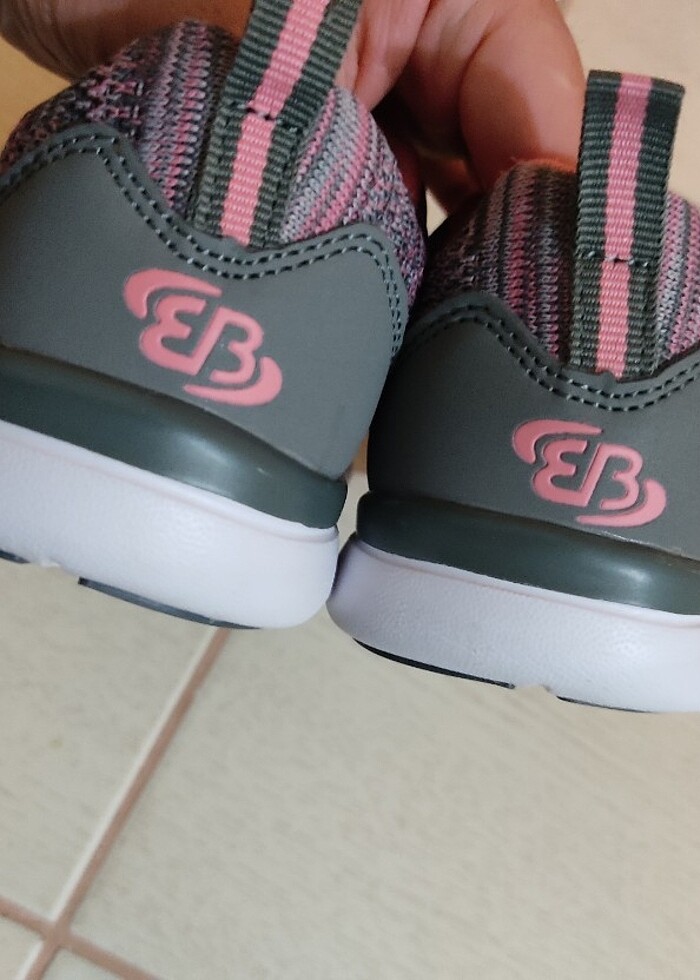 Sıfır ayakkabı Almanya'dan alınmış - Görsel 2