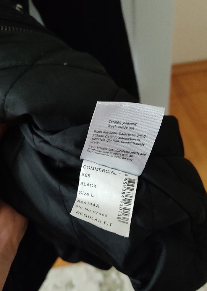 Uzun siyah çok şık bir mont - Görsel 4