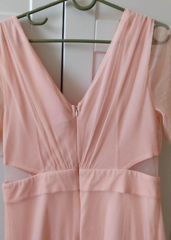 Pudra  rengi tül detaylı uzun elbise - Görsel 2