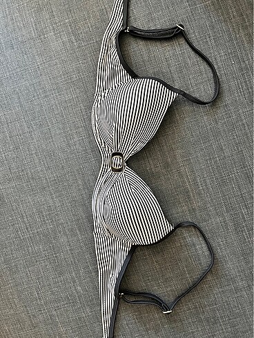 bikini üstü