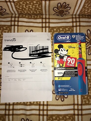 universal Beden Braun Oral B Mickey Mouse şarjlı diş fırçası (sıfır )