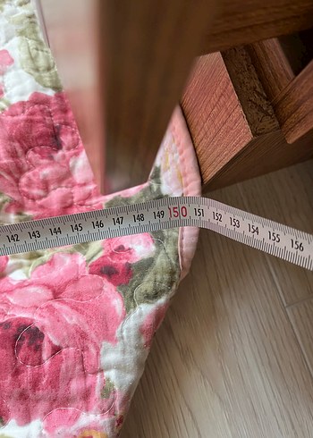 Diğer kedi köpek temalı yatak örtüsü pike