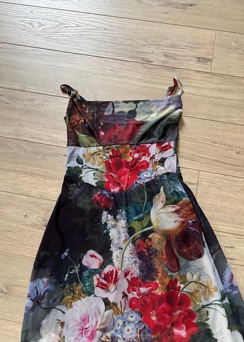 stradivarius çiçek desenli tül elbise - Görsel 4