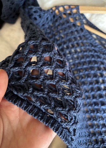 triko fileli delikli lacivert kazak - Görsel 6