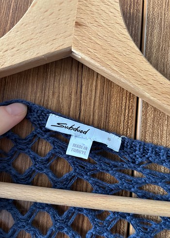 triko fileli delikli lacivert kazak - Görsel 3