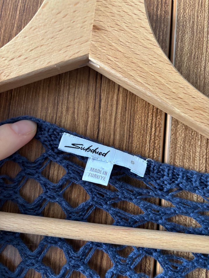 triko fileli delikli lacivert kazak - Görsel 3