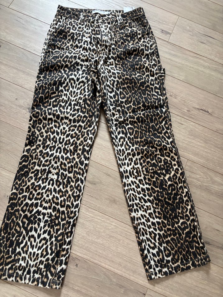 Leopar Desenli Kot Pantolon Standart Bel Düz Paça - Görsel 4