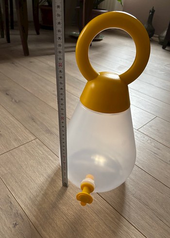 ikea sarı renk musluklu sürahi - Görsel 5