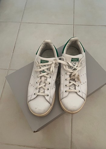 adidas stan smith beyaz-yeşil 39 numara