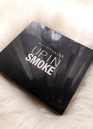 Maybelline Up in smoke kit