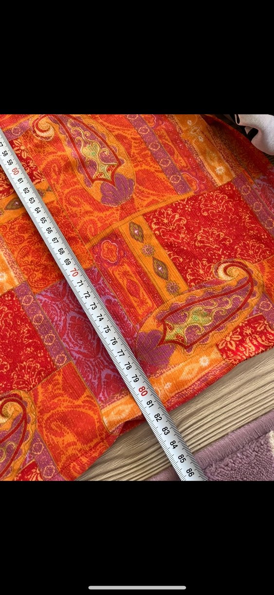 V Yakalı, Salaş pareo - Görsel 3