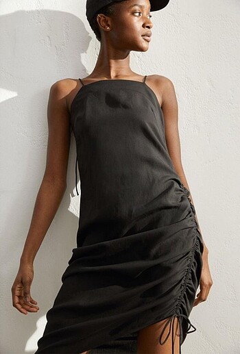 H&M H&M siyah ipli elbise