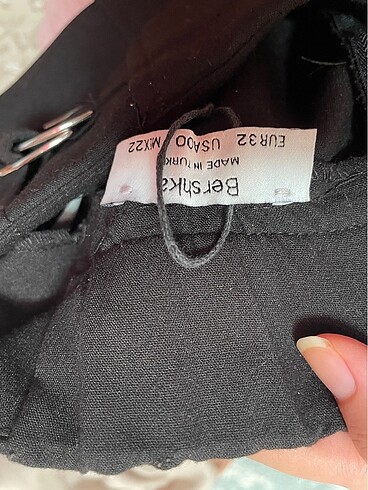 32 Beden Bershka şort etek