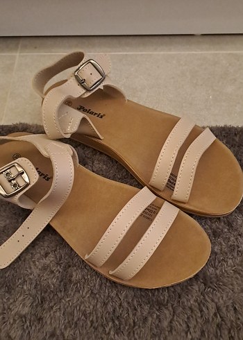 Bej Süet Dolgu Topuklu Kadın Sandalet