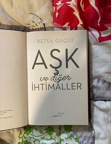  Beden Renk Aşk ve Diğer İhtimaller - Betül Güçlü