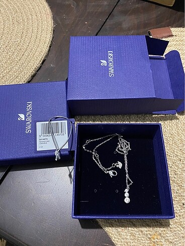 swarovski kolye