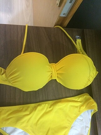 38 Beden Sarı dolgulu bikini takımı. Son fiyat