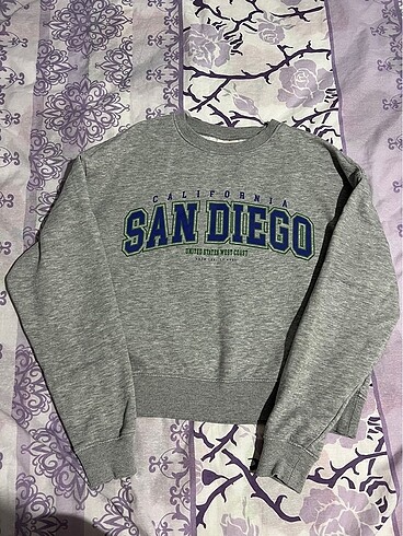 Pull and bear sweatshirt