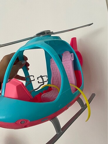  Beden Barbie helikopter