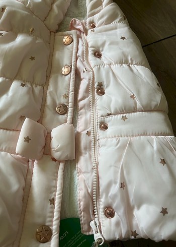 Kız Çocuk Kapüşonlu Düğmeli şişme mont - Görsel 6