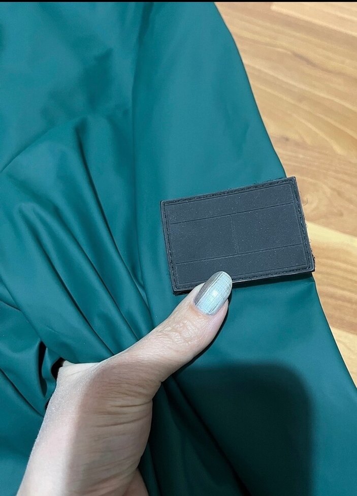 Tommy hilfiger yağmurluk - Görsel 5