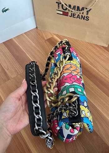 Renkli Baskılı Zincir Detaylı Kadın Çanta - Görsel 9