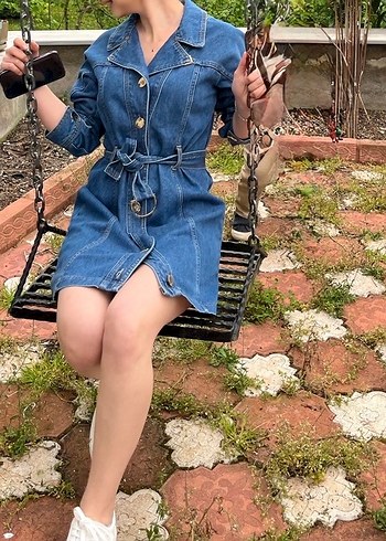 Zincir Detaylı Mavi Kot Mini Elbise - Görsel 3