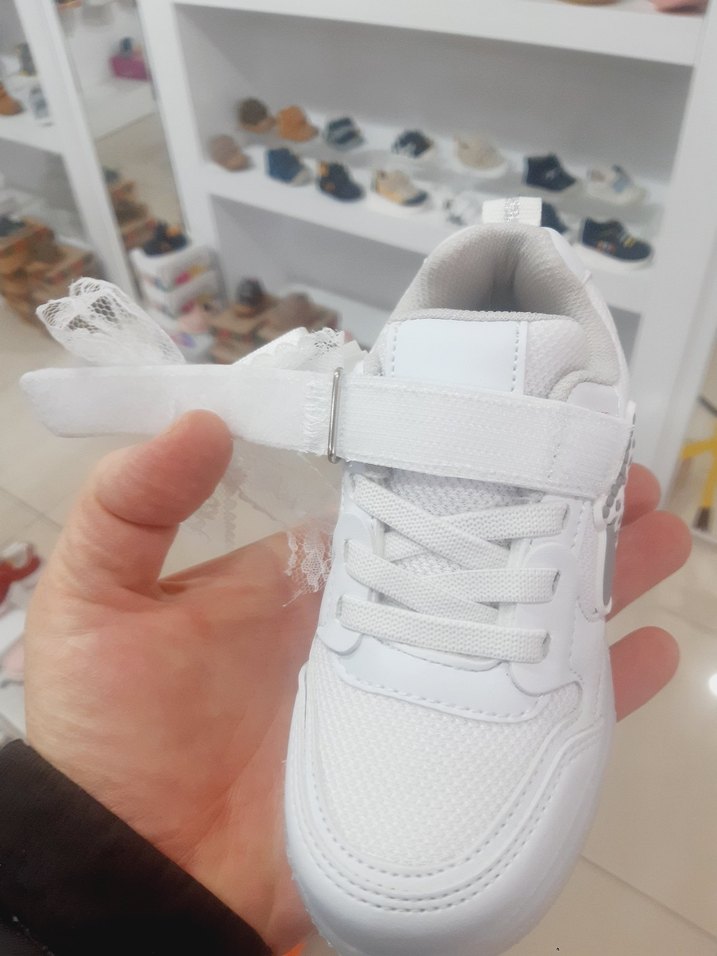Kız Çocuk Beyaz Işıklı Sneaker - Görsel 4