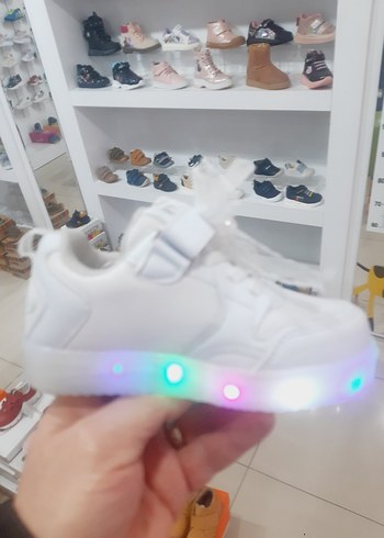 Kız Çocuk Beyaz Işıklı Sneaker Velcro - Görsel 7