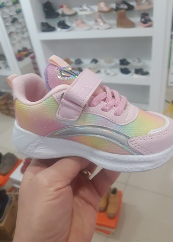 Kız Çocuk Pembe Renkli Cırt Cırtlı Spor Ayakkabı - Görsel 4