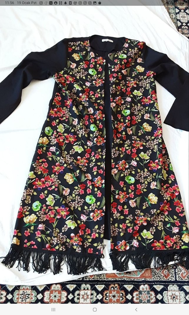 Çiçek Desenli Uzun düğmesiz ceket - Görsel 4