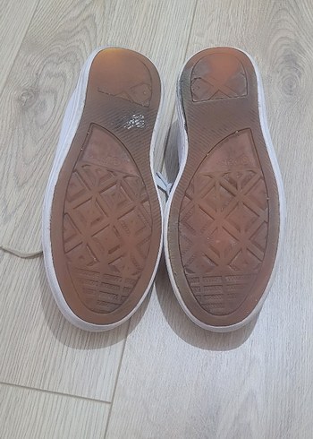 Siyah converse ayakkabı