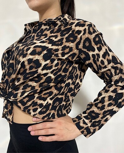 Leopar desenli gömlek