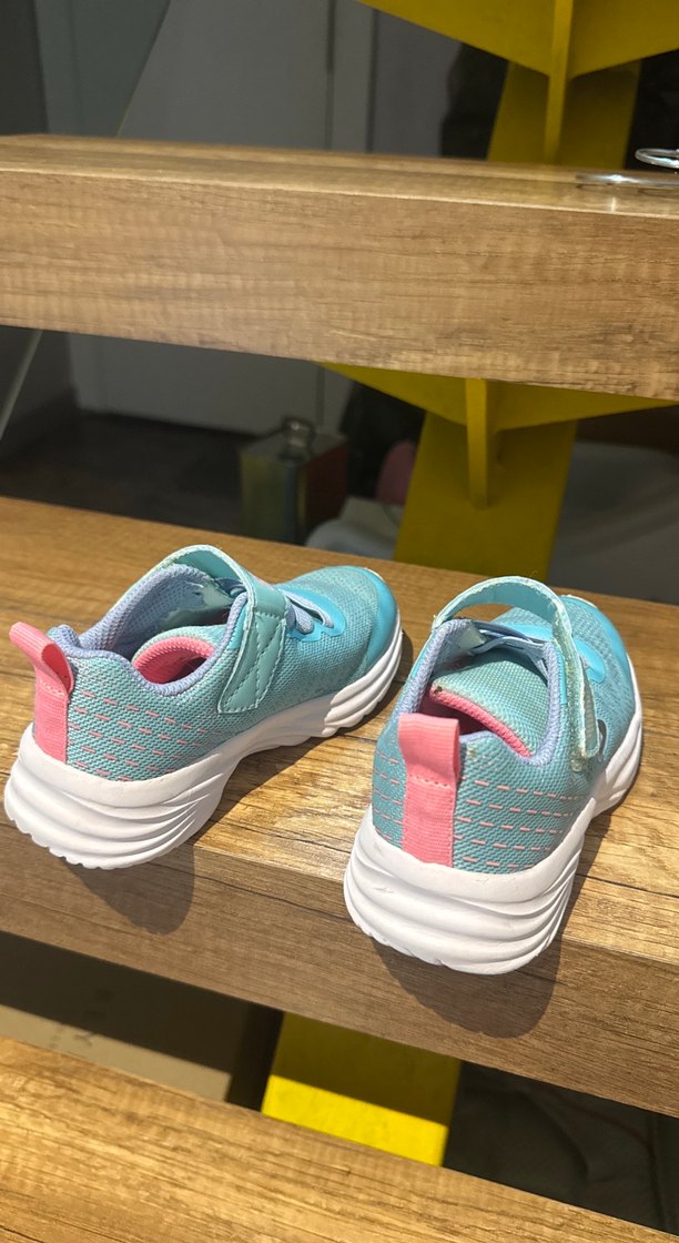 Kız Çocuk Turkuaz Cırt Cırtlı Spor Ayakkabı - Görsel 2