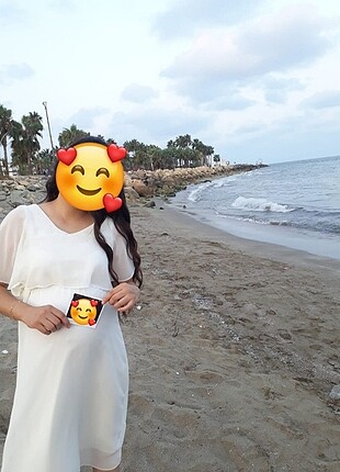 Beyaz şifon elbise