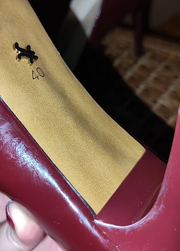 40 Beden Tamer Tanca bordo topuklu ayakkabı