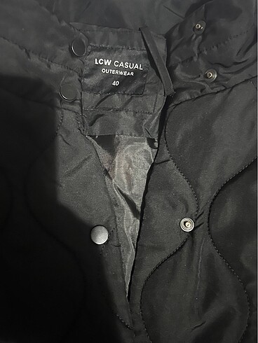 LC Waikiki Montt
