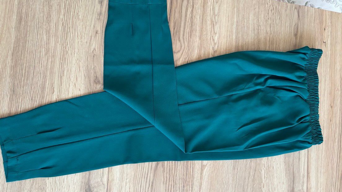 Türbe yeşili Kapüşonlu Fermuarlı tesettür alt üst takım - Görsel 5