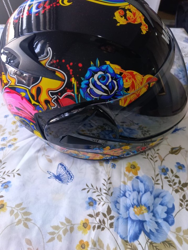 Velcro Bantlı Siyah Baskılı Motosiklet Kaskı - Görsel 2