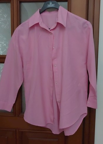 Pembe Düğmeli Kadın Gömlek